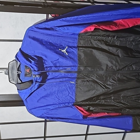 Jordan Windbreaker Jacket‎ Size Small NWT - Picture 3 of 11